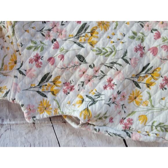 Carter’s Floral Print Quilted Hooded Vest Size 24 Months - Picture 9 of 9